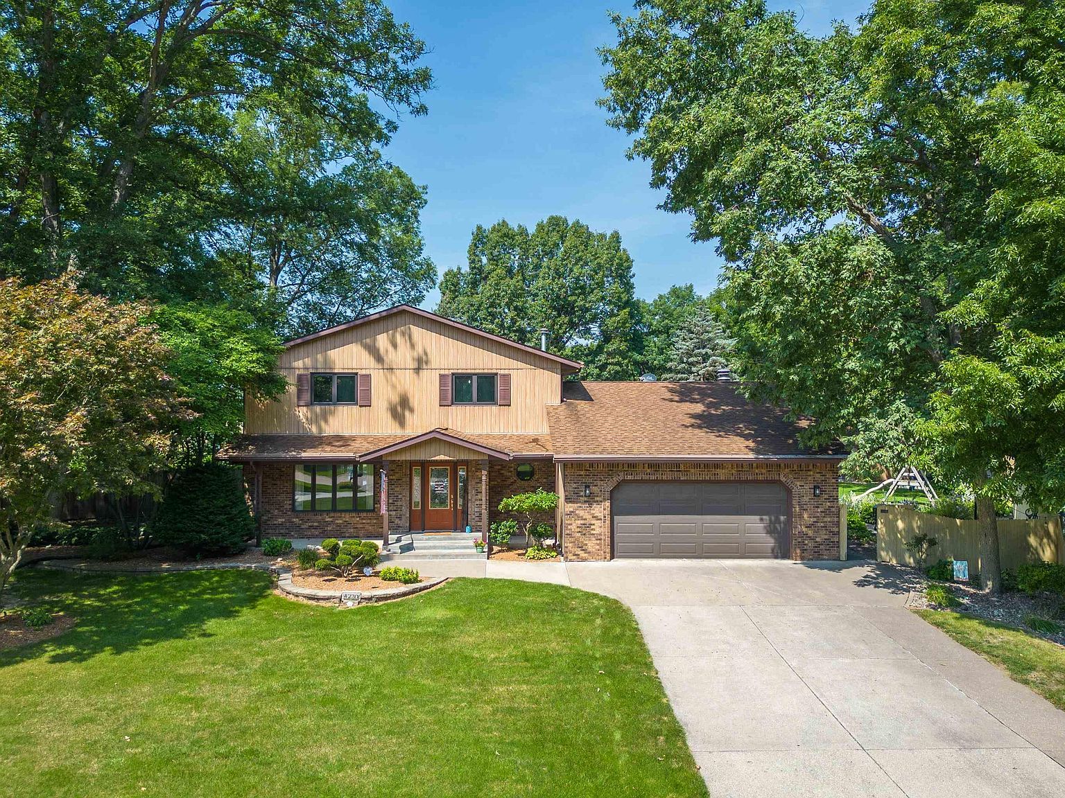 4220 172nd St N, East Moline, IL 61244 Zillow