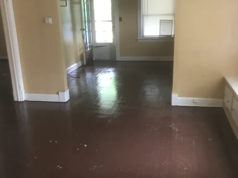9014 Laisy Ave — Photo 1