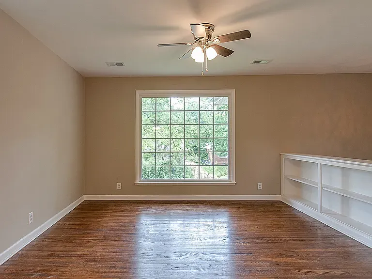 7949 Stallion Dr — Photo 3