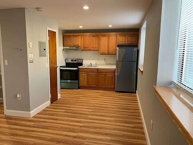 549 E 4th St APT B5, South Boston, MA 02127 | Zillow