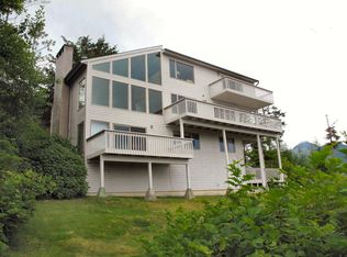 1417 Davidoff St, Sitka, AK 99835