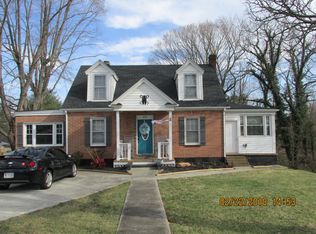 318 Prospect Rd, Hurt, VA 24563