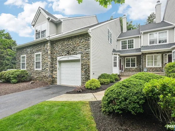 55 S Hunter Rd N, Haledon, NJ 07508