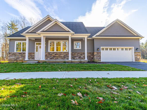 6 Katie Lane, Saratoga Springs, NY 12866
