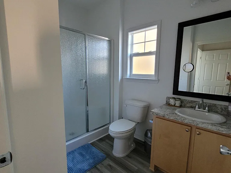 1107 N H St — Photo 12