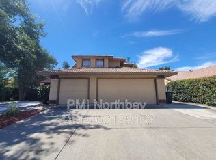 937 Iron Dr, Vacaville, CA 95687