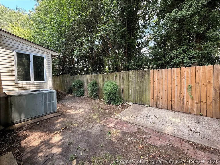 115 S Tarboro St — Photo 15