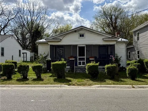 215 N Capital St, Suffolk, VA 23434