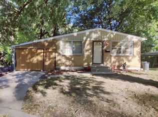 1013 S Appleton Ave, Independence, MO 64053