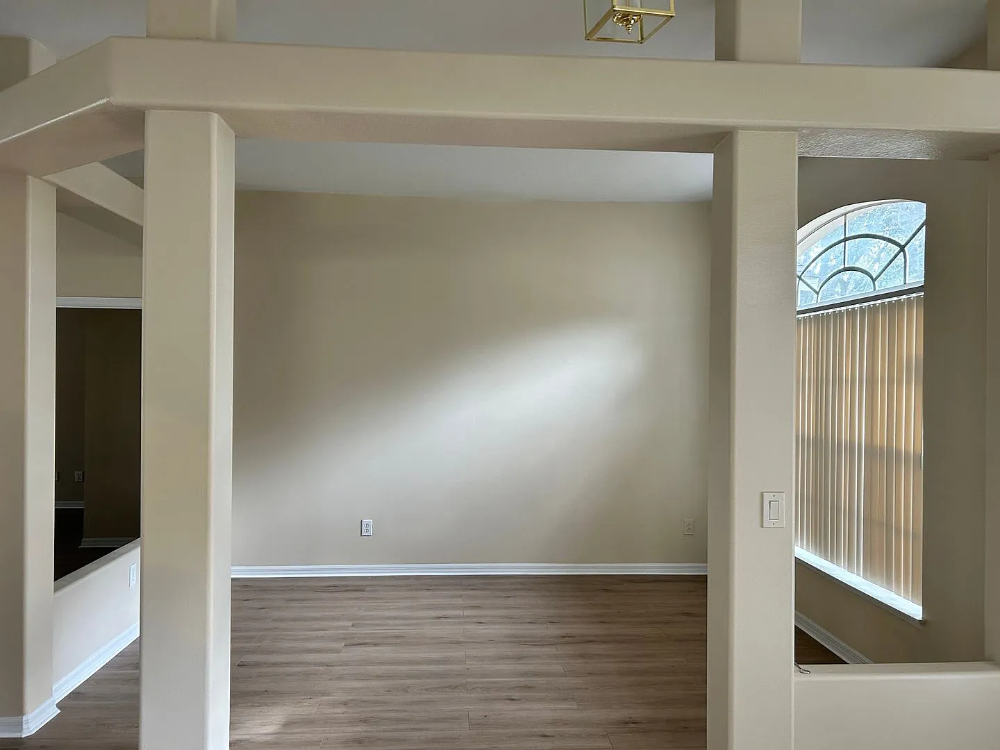 4br/2 bath single-family home located near Valencia College West Campus — Photo 4