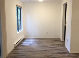 9010 236th St SW APT 4, Edmonds, WA 98026