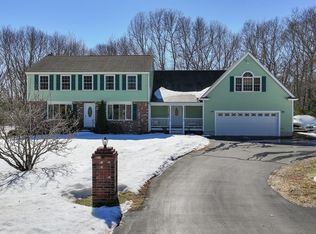 3 Angela Dr, Foxboro, MA 02035