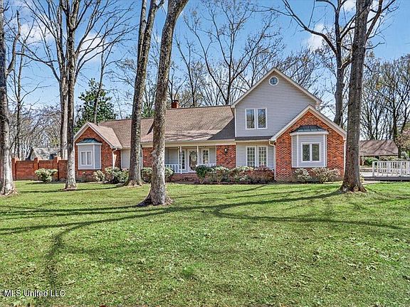 4th image of 7170 Country Oak Dr