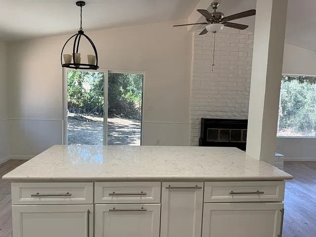 15077 Adams Dr — Photo 10