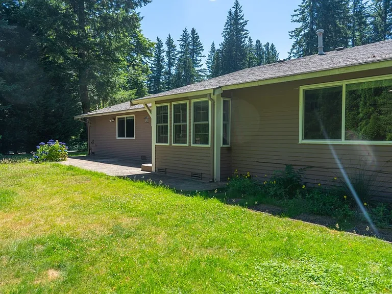 25218 SE 31st Pl — Photo 23