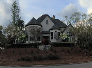 8261 Castlehill Rd, Birmingham, AL 35242