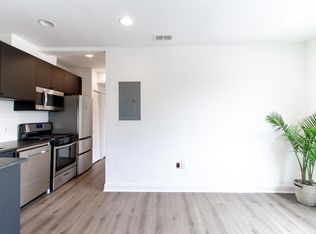 239 12th Pl NE, Washington, DC 20002