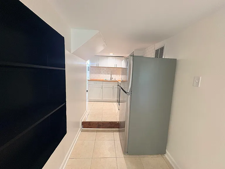 212 Barbourville Dr #STUDIO — Photo 5