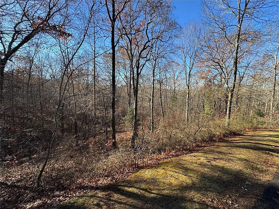 2nd image of 131 N Harris Creek Dr #131