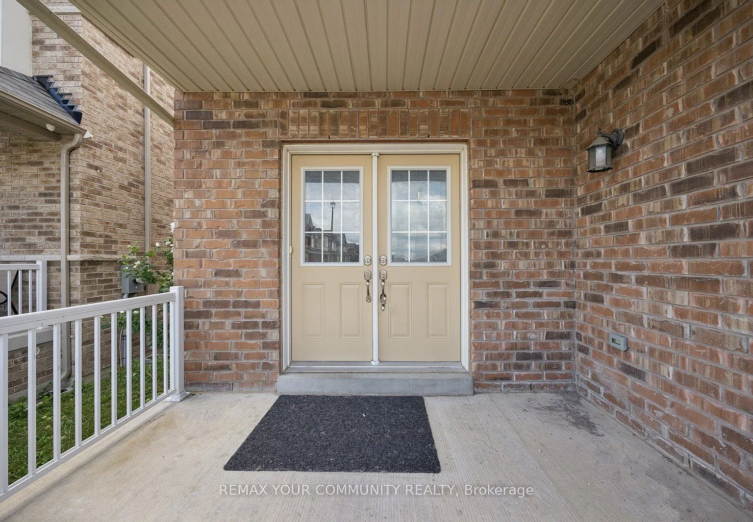 4 bed, $3,850 — Photo 2