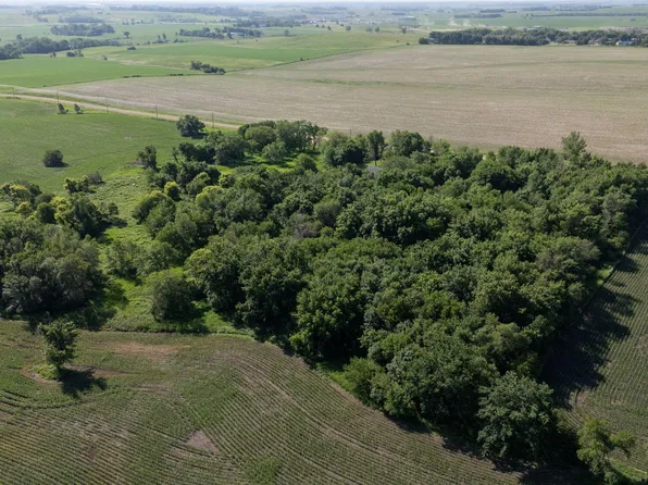 Benton St, Hartford, SD 57033