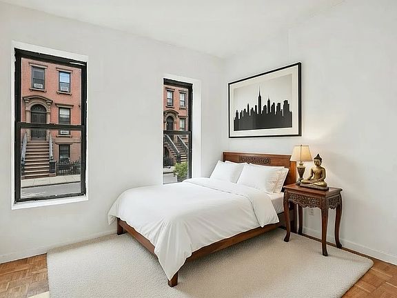 4th image of 323A E 89th St #5W