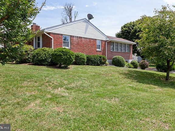 3rd image of 17217 Amber Dr