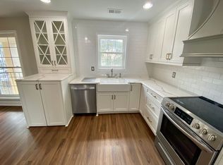3600 Chateau Dr #I-221, Columbia, SC 29204