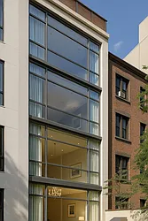 138 Manhattan Avenue in Manhattan Valley