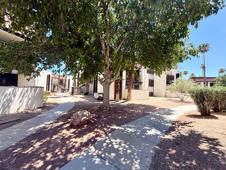 1405 Vegas Valley Dr #298 — Photo 38