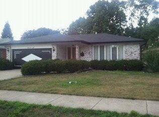 9908 Menard Ave, Oak Lawn, IL 60453