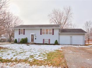 1000 SW Moore St, Blue Springs, MO 64015