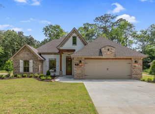 2054 Campfire Rd, Lake Charles, LA 70611