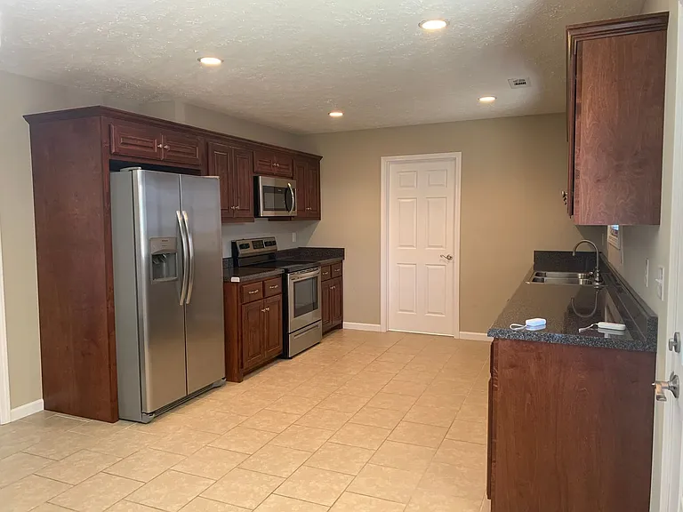 379 Hendrixson Dr — Photo 13