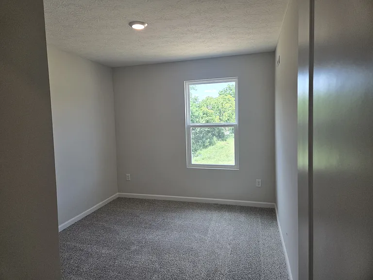 10327 Mae Ct — Photo 14