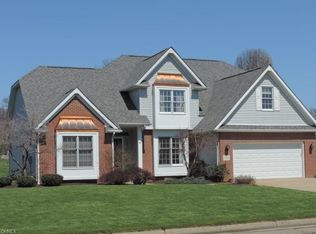 2552 Wildflower Ln NE, Massillon, OH 44646