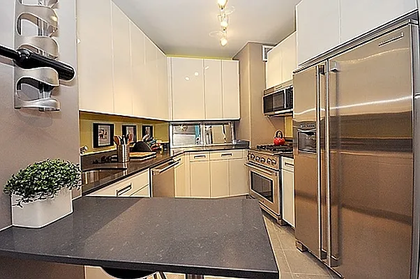 Sold by Nest Seekers International | media 32