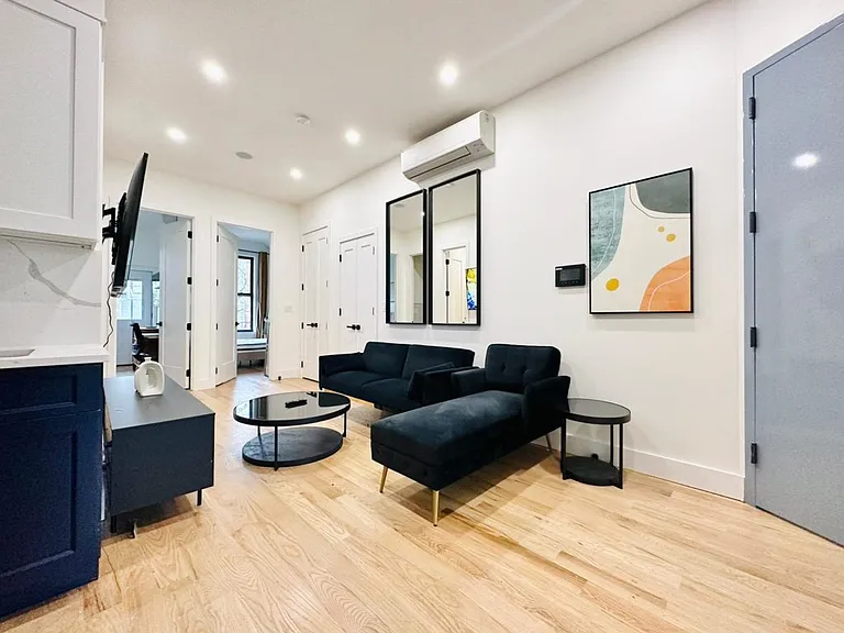 1130 Jefferson Ave #532 — Photo 7