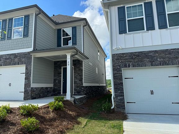 3rd image of 20 Windover Way
