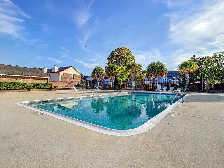 Tenants have access to the community pool (seasonal) and clubhouse