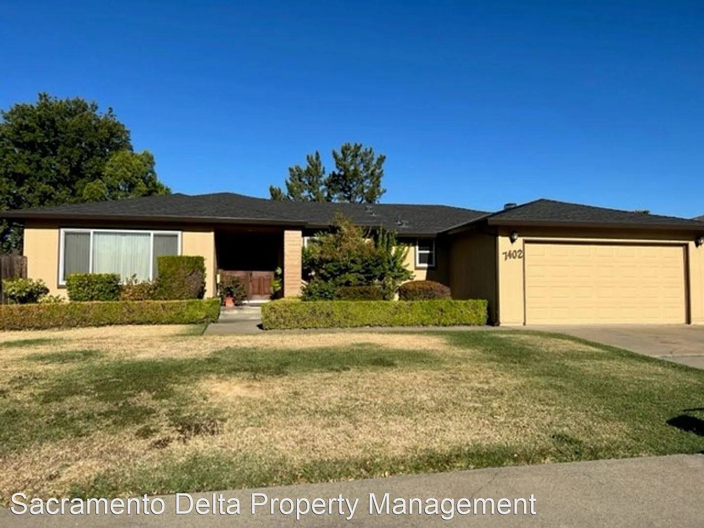 7402 Alma Vista Way photo 1