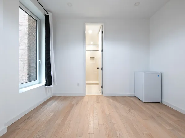 624 East 17th Street image 18 of 28