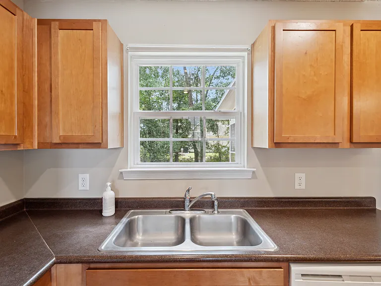 123 Knotty Pine Cir — Photo 11