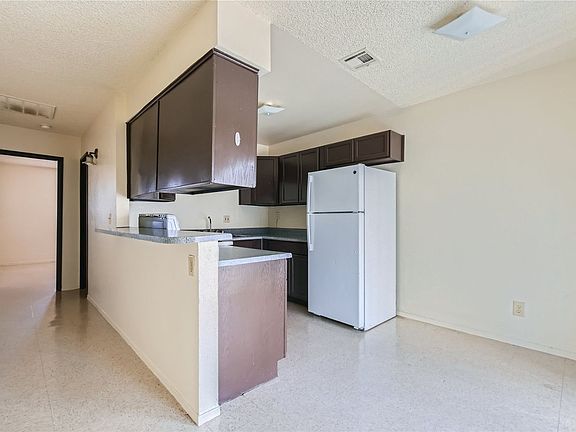 5th image of 1537 Cobb Ln APT 4