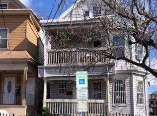 17 18th Ave, Paterson, NJ 07513
