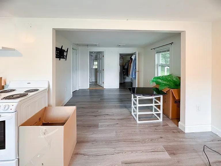 327A Palmer Ave — Photo 3