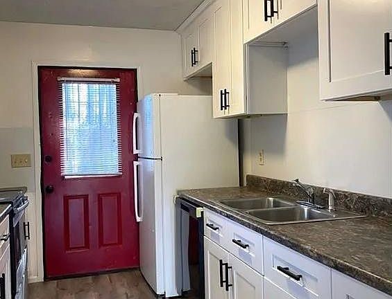 4th image of 4979 Mountain Springs Way