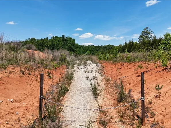 820 418th Hwy, Simpsonville, SC 29680
