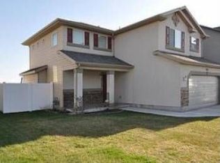 969 W Somersby Dr, North Salt Lake, UT 84054