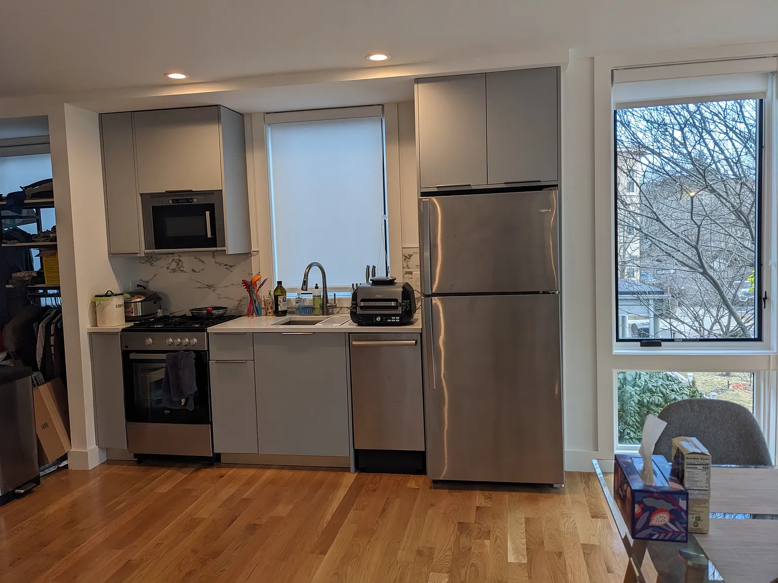 Studio, 650 sqft, $2,850 — Photo 2